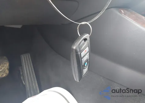 2017 BMW X3 xDrive28I z USA, uszkodzony, nr VIN 5UXWX9C35H0W73859